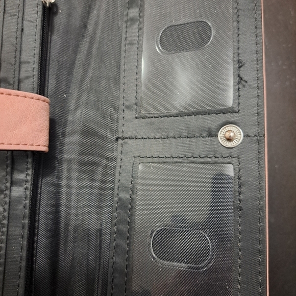 Safe Keeper Tri Fold Wallet Organizer    Size 7.5"×4" - Picture 6 of 7